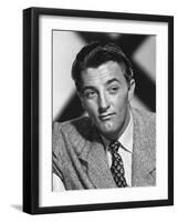 Robert Mitchum-null-Framed Photographic Print