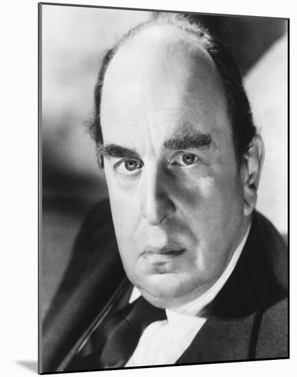 Robert Morley-null-Mounted Photo