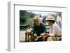 Robert Redford and Meryl Streep sur le tournage du film Out of Africa by Sydney Pollack, 1985 (phot-null-Framed Photo