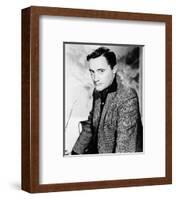 Robert Vaughn - The Man from U.N.C.L.E.-null-Framed Photo