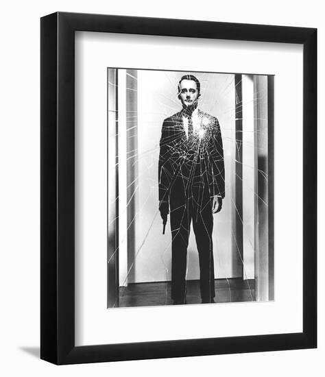 Robert Vaughn - The Man from U.N.C.L.E.-null-Framed Photo