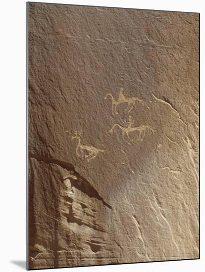 Rock Engravings, Ledge Ruin, Canyon De Chelly National Monument, Arizona, USA-null-Mounted Giclee Print