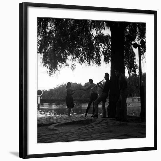 Rock 'n' Roll Dancers on the Square du Vert-Galant, Paris, 1960-Paul Almasy-Framed Giclee Print