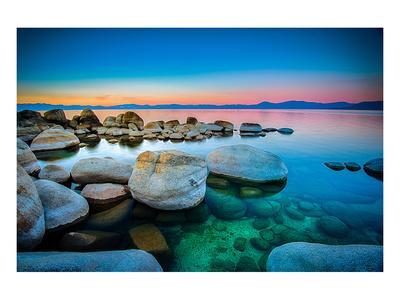 https://imgc.allpostersimages.com/img/posters/rocks-lake-tahoe-sierra-nevada_u-L-F7PPI10.jpg?artPerspective=n