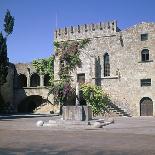 Fountain in the Old Town and Palace of Armeria, 14th Century-Roger de Pins-Photographic Print