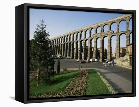 Roman Aqueduct, Segovia, Unesco World Heritage Site, Castilla Leon, Spain-Peter Scholey-Framed Stretched Canvas
