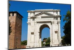 Roman Arco Dei Gavi, Verona, UNESCO World Heritage Site, Veneto, Italy, Europe-Nico-Mounted Photographic Print