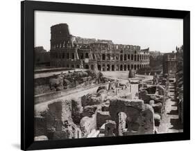 Roman Colosseum and Surrounding Ruins-Bettmann-Framed Photographic Print