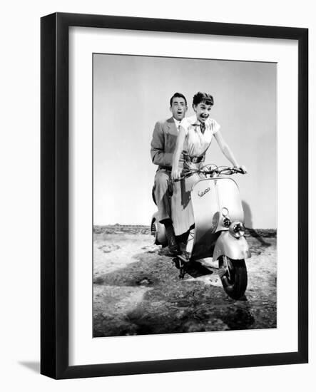 Roman Holiday, Audrey Hepburn, Gregory Peck, 1953-null-Framed Photo