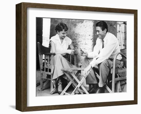 Roman Holiday, Audrey Hepburn, Gregory Peck, Playing CArds on Set, 1953-null-Framed Photo