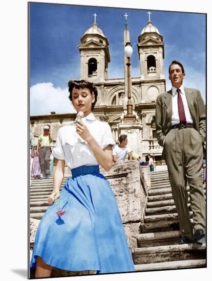 ROMAN HOLIDAY, from left: Audrey Hepburn, Gregory Peck, 1953-null-Mounted Photo