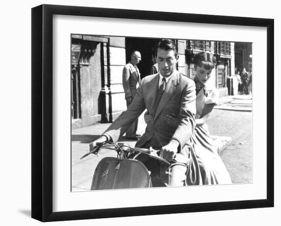 Roman Holiday, Gregory Peck, Audrey Hepburn, 1953-null-Framed Photo