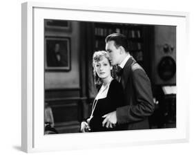 ROMANCE, 1930 directed by CLARENCE BROWN Greta Garbo / Gavin Gordon (b/w photo)-null-Framed Photo