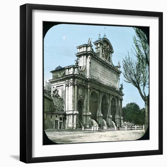 Rome (Italy), Pauline Fountain, Circa 1895-Leon, Levy et Fils-Framed Photographic Print