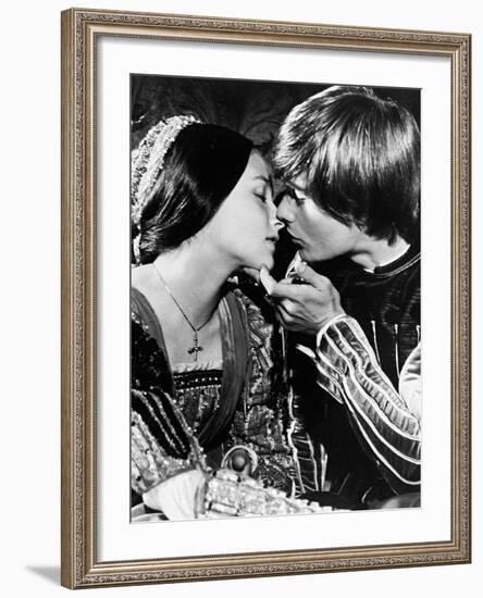 Romeo and Juliet, 1968-null-Framed Photographic Print