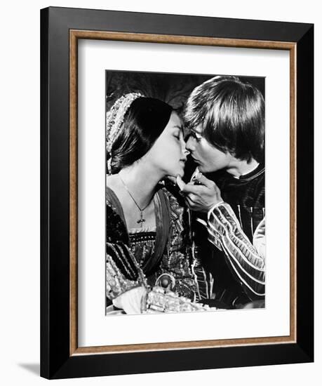 Romeo and Juliet, 1968-null-Framed Photographic Print