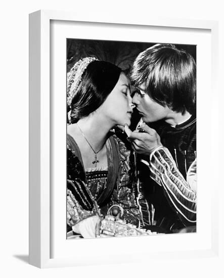 Romeo and Juliet, 1968-null-Framed Photographic Print