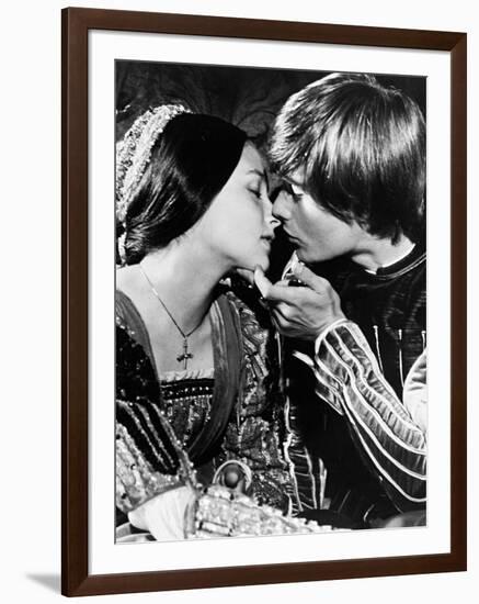 Romeo and Juliet, 1968-null-Framed Photographic Print