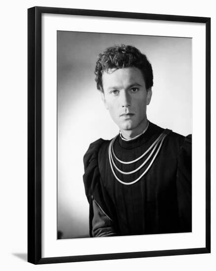 Romeo and Juliet, Laurence Harvey, 1954-null-Framed Photo