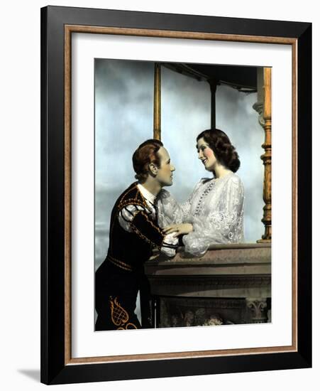 Romeo And Juliet, Leslie Howard, Norma Shearer, 1936, Balcony Scene-null-Framed Photo