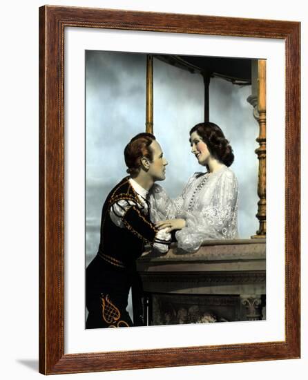 Romeo And Juliet, Leslie Howard, Norma Shearer, 1936, Balcony Scene-null-Framed Photo