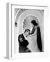 Romeo and Juliet, Norma Shearer, Leslie Howard, 1936-null-Framed Photographic Print