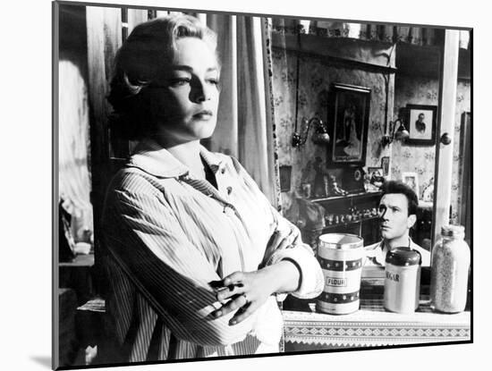 Room At The Top, Simone Signoret, Laurence Harvey, 1959-null-Mounted Photo