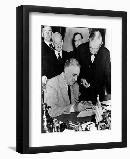 Roosevelt Signing Declaration of War, 1941-Science Source-Framed Premium Giclee Print