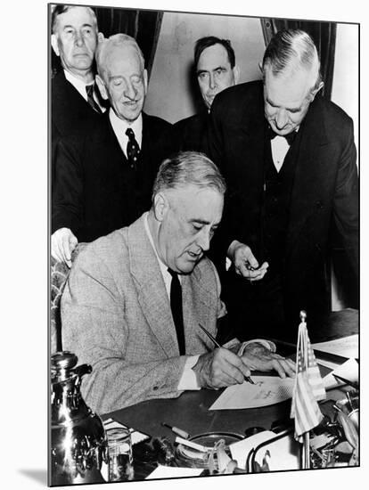 Roosevelt Signing Declaration of War, 1941-Science Source-Mounted Giclee Print