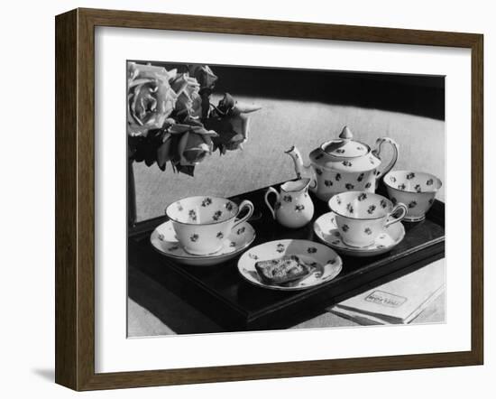 'Rose' Tea Set-Elsie Collins-Framed Photographic Print