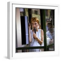 ROSEMARY'S BABY, 1968 directed by ROMAN POLANSKI Mia Farrow (photo)-null-Framed Photo