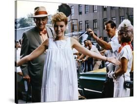 ROSEMARY'S BABY, 1968 directed by ROMAN POLANSKI On the set, Mia Farrow between Sidney Blackmer and-null-Stretched Canvas