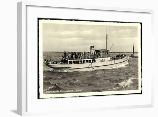 Rostock Warnemünde, Dampfer Undine, Weiße Flotte-null-Framed Giclee Print