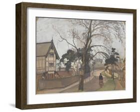 Route des environs de Londres avec chalet à gauche-Camille Pissarro-Framed Giclee Print