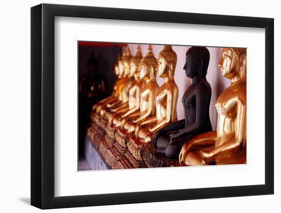 Row of golden Buddha statues, earth witness gesture, Wat Pho (Temple of the Reclining Buddha)-Godong-Framed Photographic Print