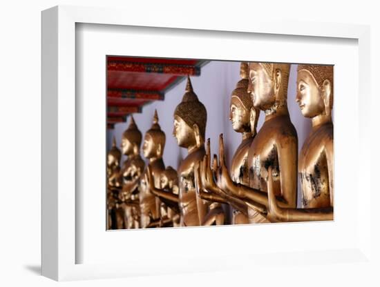 Row of golden Buddha statues, meditation, Wat Pho (Temple of the Reclining Buddha), Bangkok-Godong-Framed Photographic Print