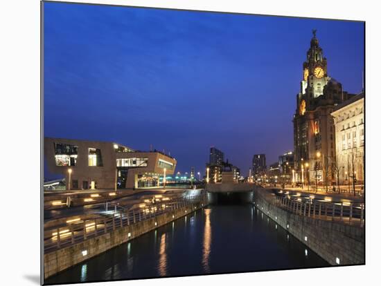 Royal Liver Building at Dusk, Pier Head, UNESCO World Heritage Site, Liverpool, Merseyside, England-Chris Hepburn-Mounted Photographic Print