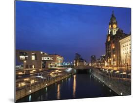 Royal Liver Building at Dusk, Pier Head, UNESCO World Heritage Site, Liverpool, Merseyside, England-Chris Hepburn-Mounted Photographic Print