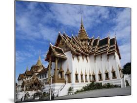 Royal Palace-null-Mounted Giclee Print