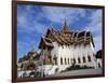 Royal Palace-null-Framed Giclee Print