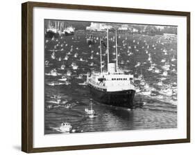 Royal Yacht Britannia-null-Framed Photographic Print