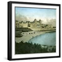 Royan (Charente-Maritime, France), the Casino Seen from the Beach, Circa 1890-1895-Leon, Levy et Fils-Framed Giclee Print