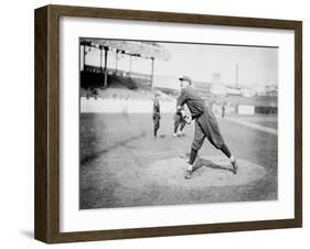 Rube Benton, Cincinnati Reds, Baseball Photo No.1-Lantern Press-Framed Art Print