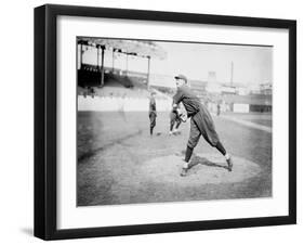 Rube Benton, Cincinnati Reds, Baseball Photo No.1-Lantern Press-Framed Art Print