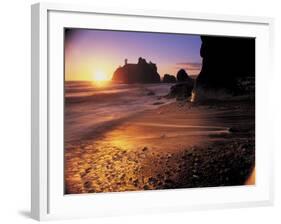 Ruby Beach at Sunset-Peter Adams-Framed Photographic Print