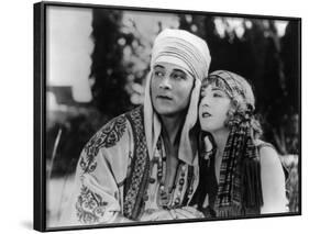 Rudolph Valentino and Vilma Bánky: The Son of The Sheik, 1926-null-Framed Photographic Print