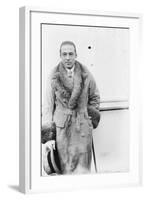 Rudolph Valentino, c.1925-null-Framed Photographic Print