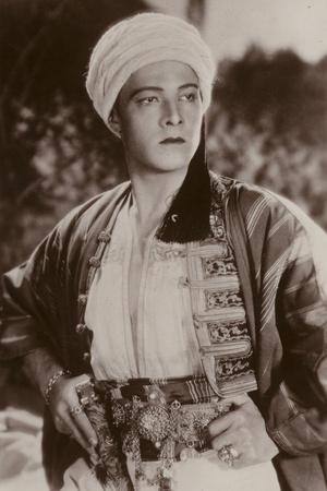 Rudolph Valentino, Italian Actor and Film Star' Photographic Print |  AllPosters.com