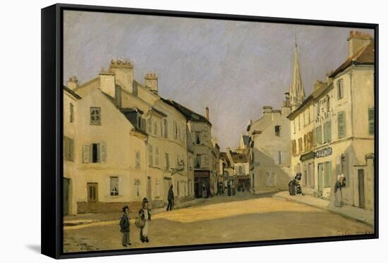 Rue De La Chaussee at Argenteuil, 1872-Alfred Sisley-Framed Stretched Canvas