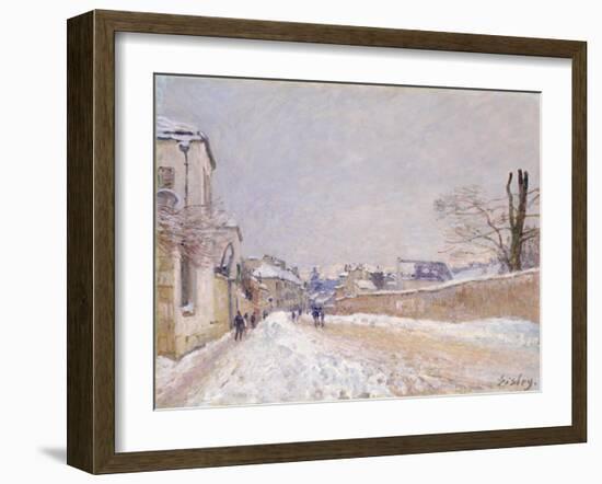 Rue Eugène Moussoir at Moret: Winter, 1891-Alfred Sisley-Framed Giclee Print